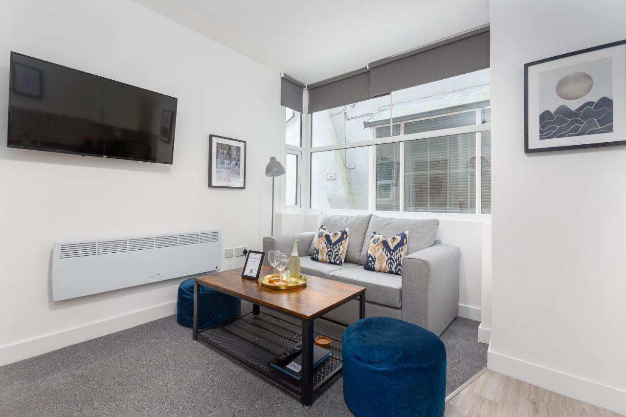 Charles Alexander Short Stay - Charnley House Apartments Blackpool Exterior foto