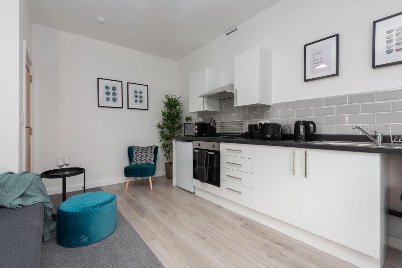 Charles Alexander Short Stay - Charnley House Apartments Blackpool Exterior foto