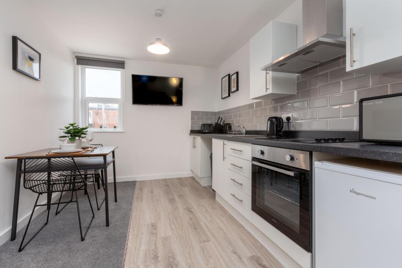 Charles Alexander Short Stay - Charnley House Apartments Blackpool Exterior foto