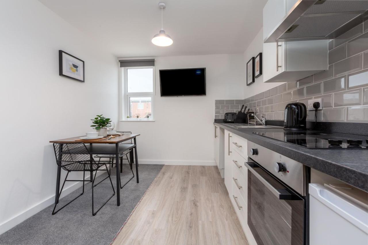 Charles Alexander Short Stay - Charnley House Apartments Blackpool Exterior foto