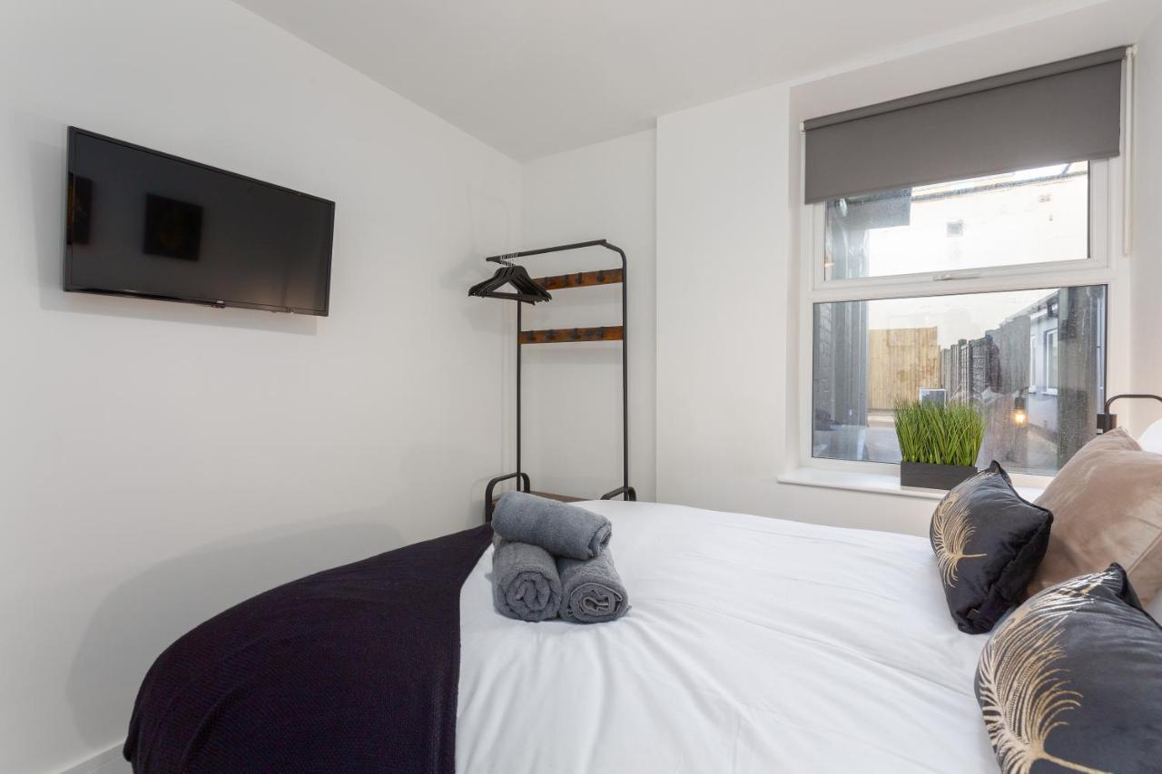 Charles Alexander Short Stay - Charnley House Apartments Blackpool Exterior foto